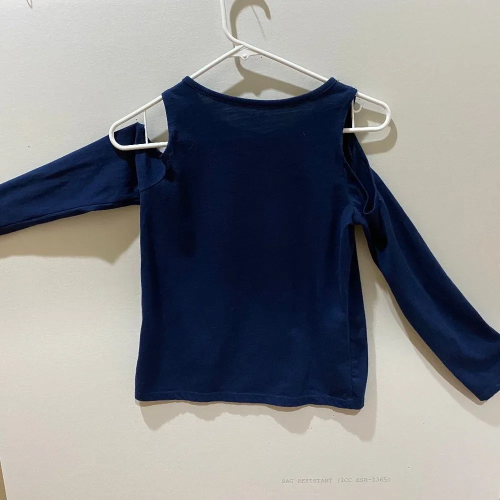 Cut-out shoulder crown top navy blue size 10